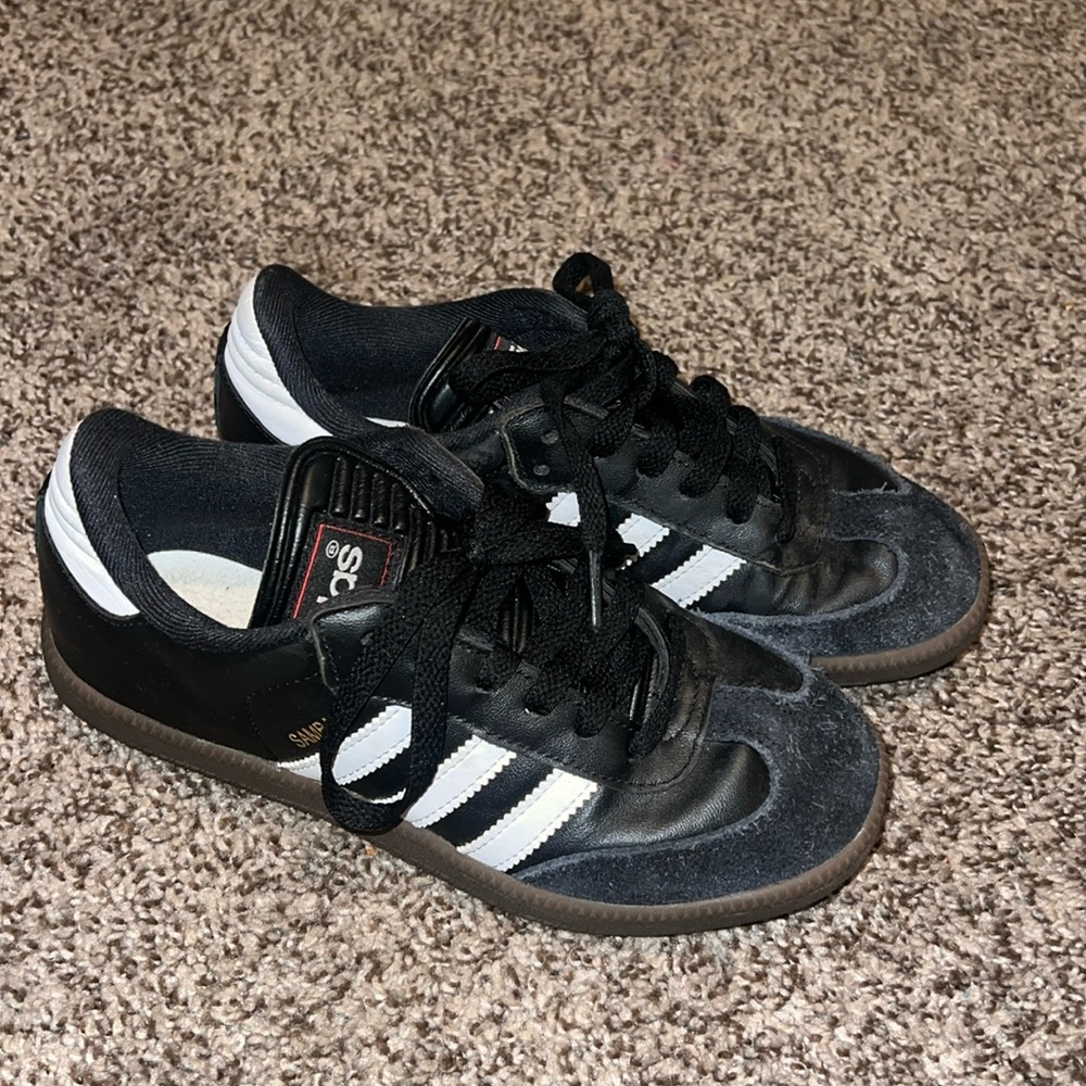 Adidas samba’s kids size 3